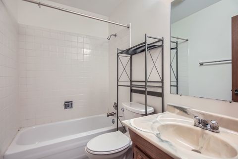 Tiny photo for 372 Springlake Lane #C, Aurora, IL 60504 (MLS # 12452712)