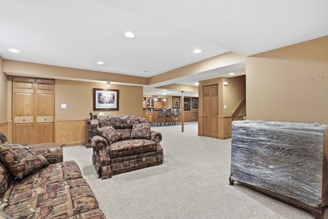 Tiny photo for 10752 Lockwood Avenue, Oak Lawn, IL 60453 (MLS # 12584172)