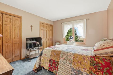 Tiny photo for 10752 Lockwood Avenue, Oak Lawn, IL 60453 (MLS # 12584172)