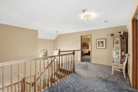 Tiny photo for 10752 Lockwood Avenue, Oak Lawn, IL 60453 (MLS # 12584172)