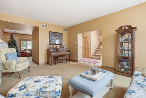 Tiny photo for 10752 Lockwood Avenue, Oak Lawn, IL 60453 (MLS # 12584172)