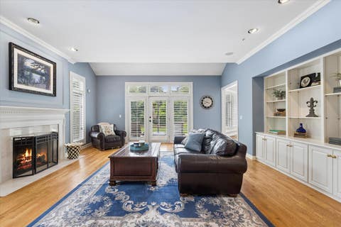 Tiny photo for 1070 Sir William Lane, Lake Forest, IL 60045 (MLS # 12729952)