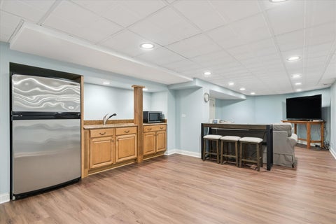 Tiny photo for 1070 Sir William Lane, Lake Forest, IL 60045 (MLS # 12729952)