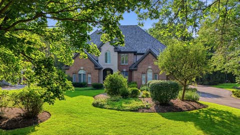 Photo of 1070 Sir William Lane, Lake Forest, IL 60045 (MLS # 12729952)