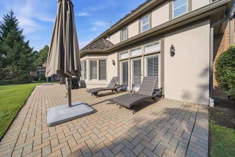 Tiny photo for 1070 Sir William Lane, Lake Forest, IL 60045 (MLS # 12729952)
