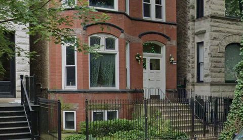 865 W NEWPORT Avenue 3 Chicago IL 60657