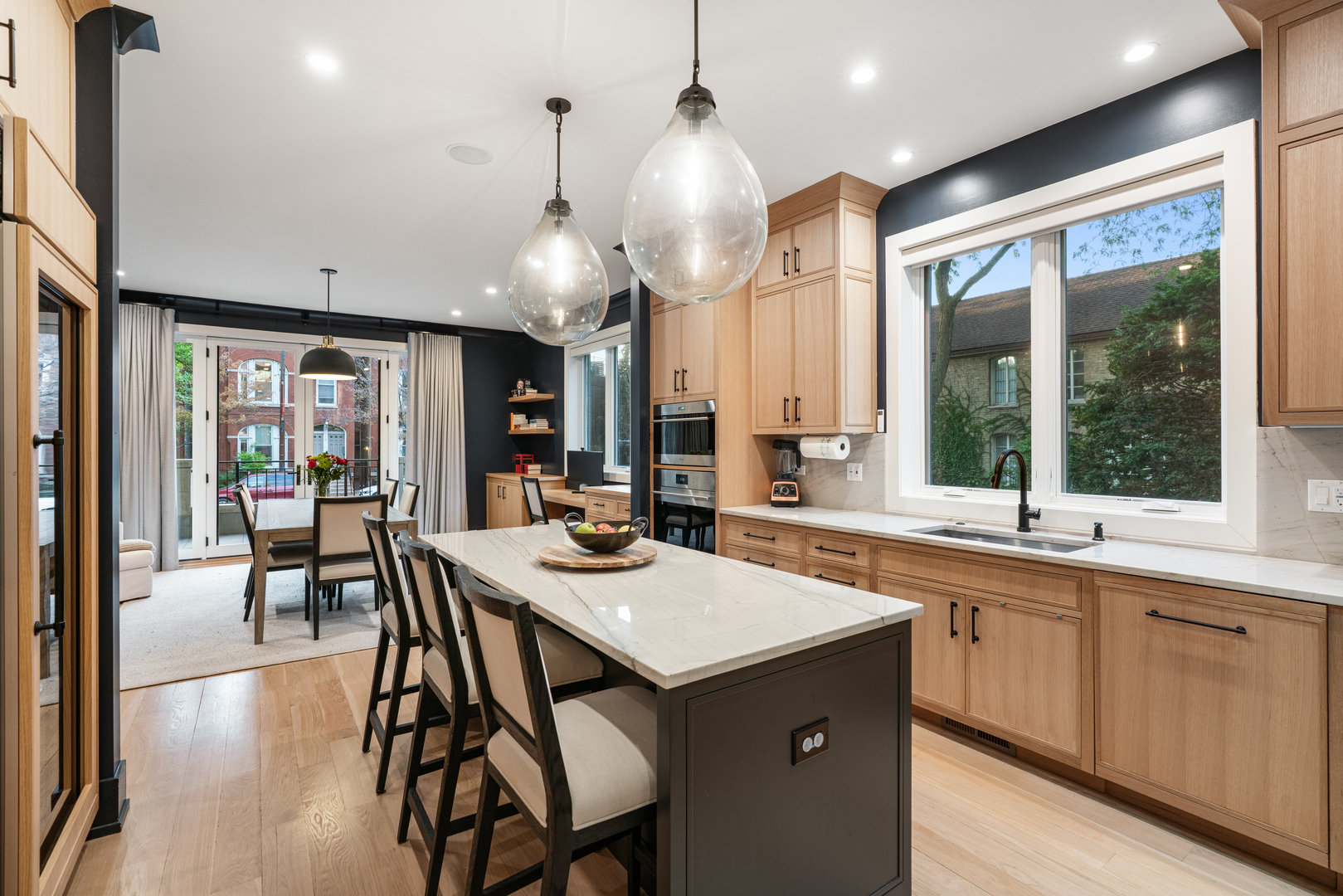 1913 N Halsted Street 1