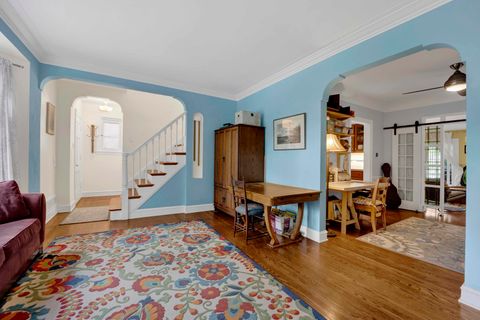 Tiny photo for 6043 N Keeler Avenue, Chicago, IL 60646 (MLS # 12675445)