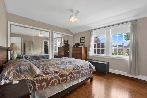 Tiny photo for 6043 N Keeler Avenue, Chicago, IL 60646 (MLS # 12675445)