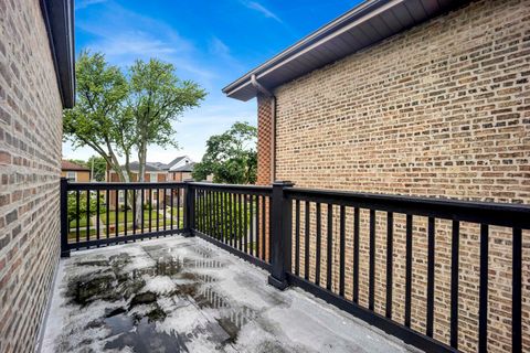 Tiny photo for 6043 N Keeler Avenue, Chicago, IL 60646 (MLS # 12675445)