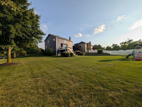 Tiny photo for 5520 Bear Claw Court, Hoffman Estates, IL 60192 (MLS # 12475028)