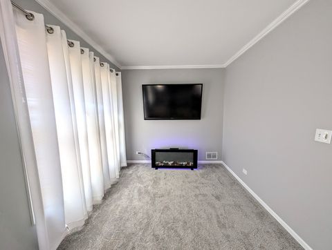 Tiny photo for 5520 Bear Claw Court, Hoffman Estates, IL 60192 (MLS # 12475028)