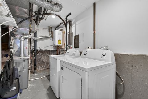 Tiny photo for 14 Devonshire Circle, Elgin, IL 60123 (MLS # 12589871)