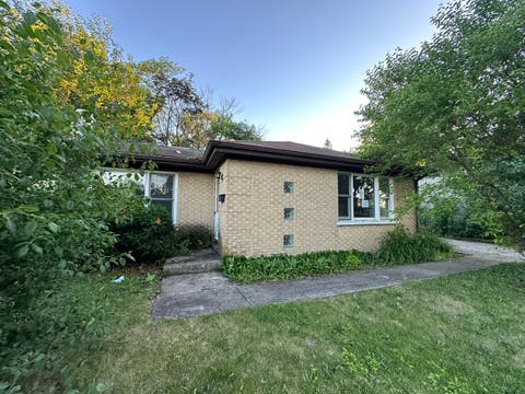 Tiny photo for 15240 Hilltop Drive, Orland Park, IL 60462 (MLS # 12694331)