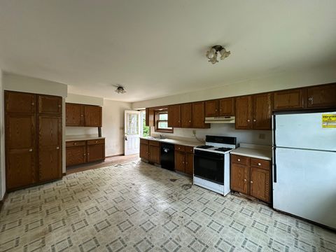 Tiny photo for 15240 Hilltop Drive, Orland Park, IL 60462 (MLS # 12694331)