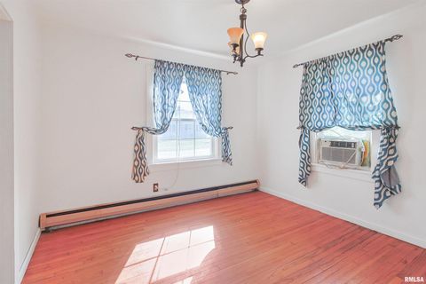 Tiny photo for 111 GRAND Avenue, Anna, IL 62906 (MLS # EB459761)