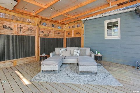 Tiny photo for 111 GRAND Avenue, Anna, IL 62906 (MLS # EB459761)