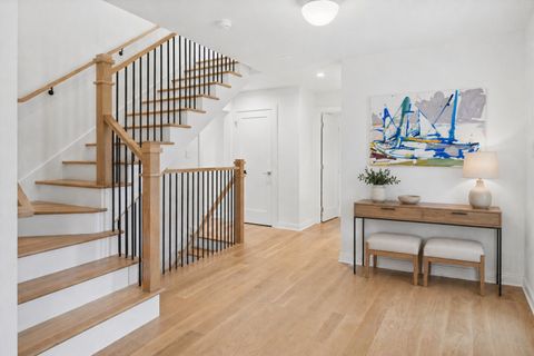 Tiny photo for 3031 Indianwood Road, Wilmette, IL 60091 (MLS # 12622098)