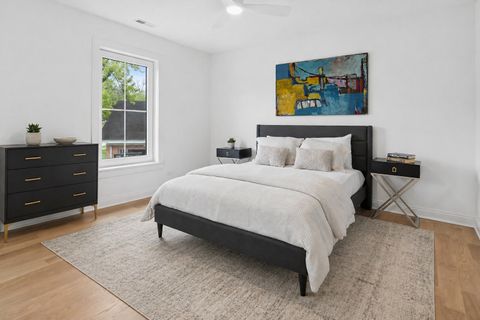 Tiny photo for 3031 Indianwood Road, Wilmette, IL 60091 (MLS # 12622098)