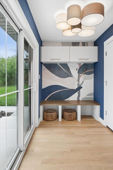 Tiny photo for 3031 Indianwood Road, Wilmette, IL 60091 (MLS # 12622098)