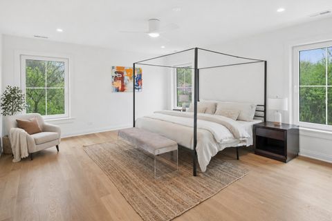 Tiny photo for 3031 Indianwood Road, Wilmette, IL 60091 (MLS # 12622098)