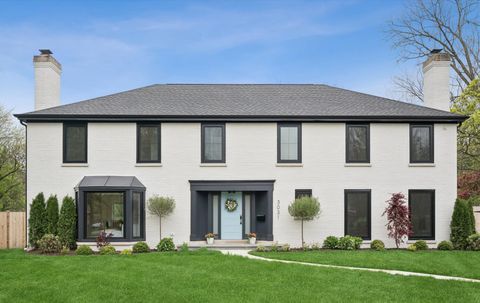 Photo of 3031 Indianwood Road, Wilmette, IL 60091 (MLS # 12622098)