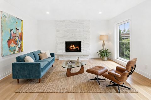 Tiny photo for 3031 Indianwood Road, Wilmette, IL 60091 (MLS # 12622098)