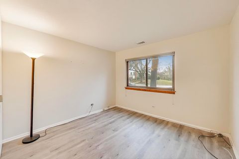 Tiny photo for 3110 Pheasant Creek Drive #104, Northbrook, IL 60062 (MLS # 12526554)