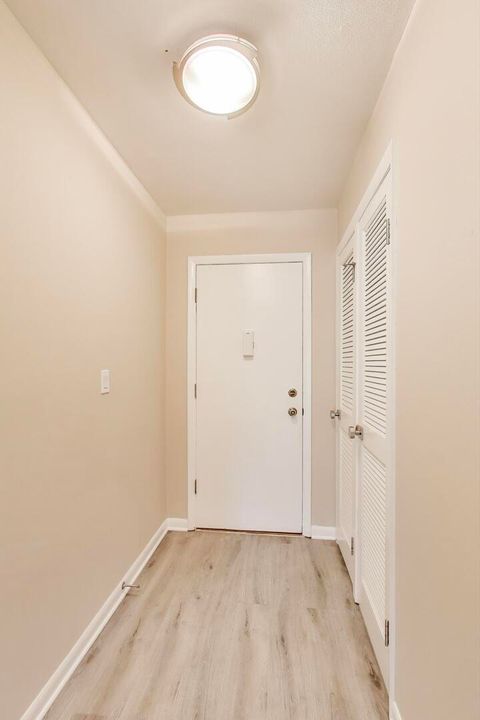 Tiny photo for 3110 Pheasant Creek Drive #104, Northbrook, IL 60062 (MLS # 12526554)