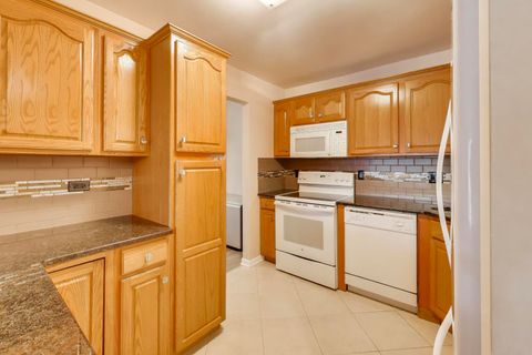 Tiny photo for 3110 Pheasant Creek Drive #104, Northbrook, IL 60062 (MLS # 12526554)