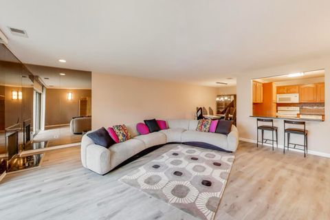 Tiny photo for 3110 Pheasant Creek Drive #104, Northbrook, IL 60062 (MLS # 12526554)