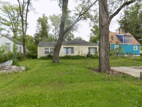 Tiny photo for 16744 Trapet Avenue, Hazel Crest, IL 60429 (MLS # 12648881)
