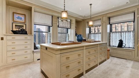 Tiny photo for 159 E WALTON Place #31A, Chicago, IL 60611 (MLS # 12461146)