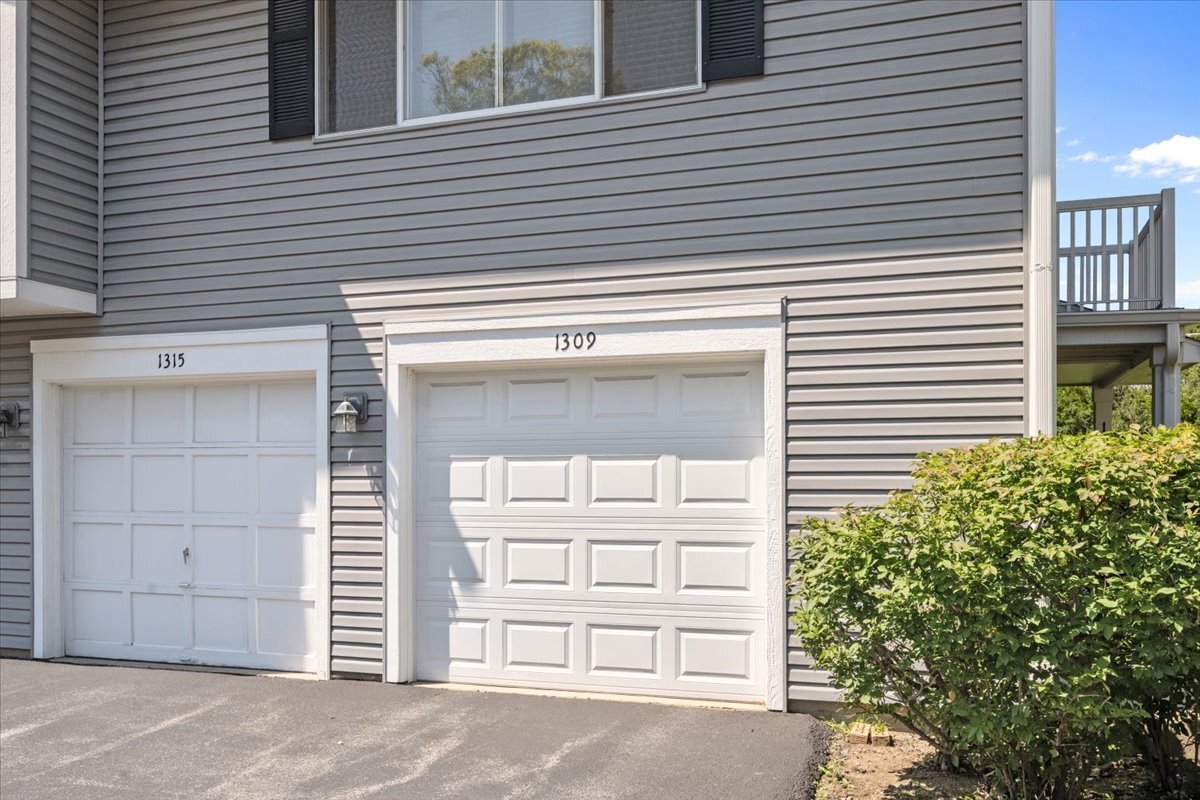 1309 Barclay Lane 1309