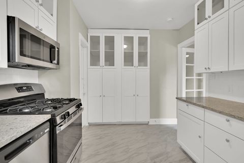 Tiny photo for 1755 E 55th Street #301, Chicago, IL 60615 (MLS # 12471114)