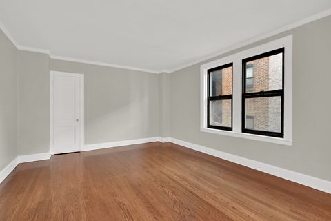 Tiny photo for 1755 E 55th Street #301, Chicago, IL 60615 (MLS # 12471114)