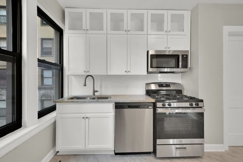 Tiny photo for 1755 E 55th Street #301, Chicago, IL 60615 (MLS # 12471114)
