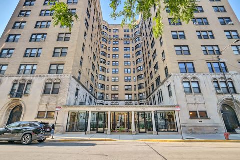 Tiny photo for 1755 E 55th Street #301, Chicago, IL 60615 (MLS # 12471114)