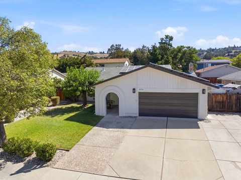Photo of 16730 Sorrel Way, Morgan Hill, CA 95037 (MLS # 12690940)