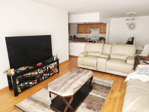 Tiny photo for 1026 Castilian Court #113, Glenview, IL 60025 (MLS # 12506223)