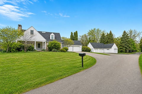 Photo of 5382 GUILFORD Boulevard, Rockford, IL 61107 (MLS # 12539341)