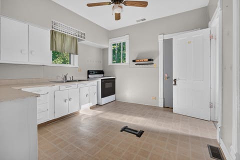 Tiny photo for 306 E Locust Street, Normal, IL 61761 (MLS # 12706416)