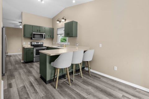 Tiny photo for 1503 W 46TH Place, Davenport, IA 52806 (MLS # 12759882)