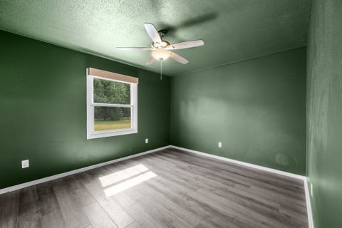 Tiny photo for 1503 W 46TH Place, Davenport, IA 52806 (MLS # 12759882)