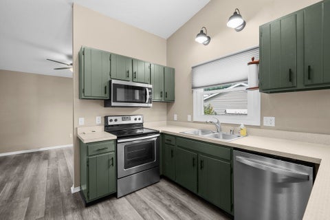 Tiny photo for 1503 W 46TH Place, Davenport, IA 52806 (MLS # 12759882)