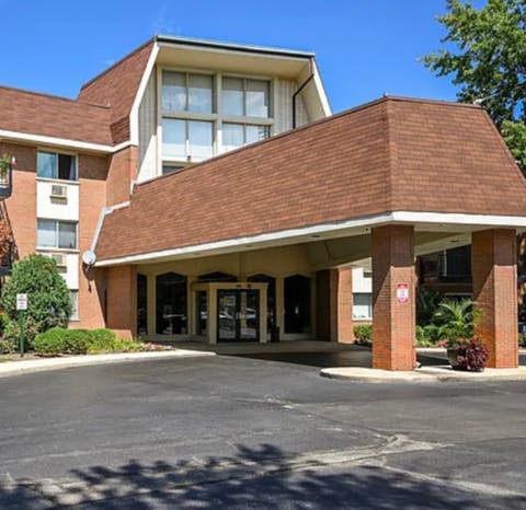 Tiny photo for 1188 Royal Glen Drive #334, Glen Ellyn, IL 60137 (MLS # 12721142)