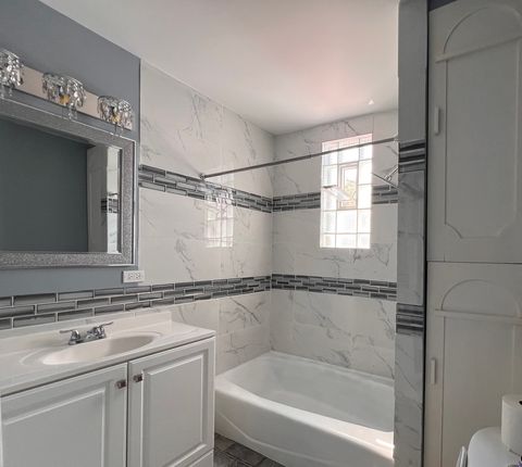 Tiny photo for 6528 S SANGAMON Street, Chicago, IL 60621 (MLS # 12489635)