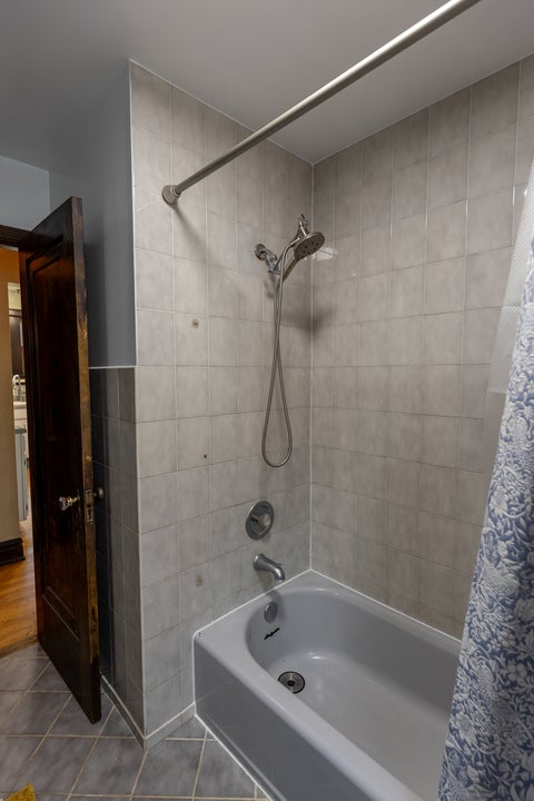 Tiny photo for 7047 N 26TH Parkway, Berwyn, IL 60402 (MLS # 12728022)