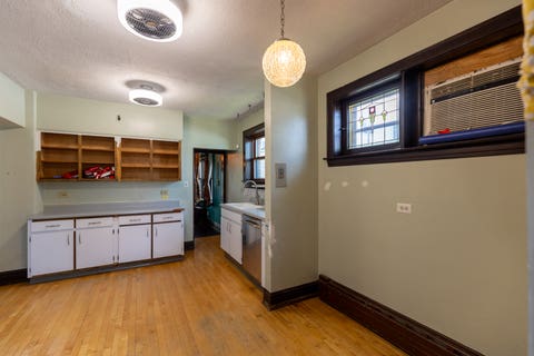 Tiny photo for 7047 N 26TH Parkway, Berwyn, IL 60402 (MLS # 12728022)