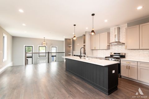 Tiny photo for 6908 26th Street, Berwyn, IL 60402 (MLS # 12453693)